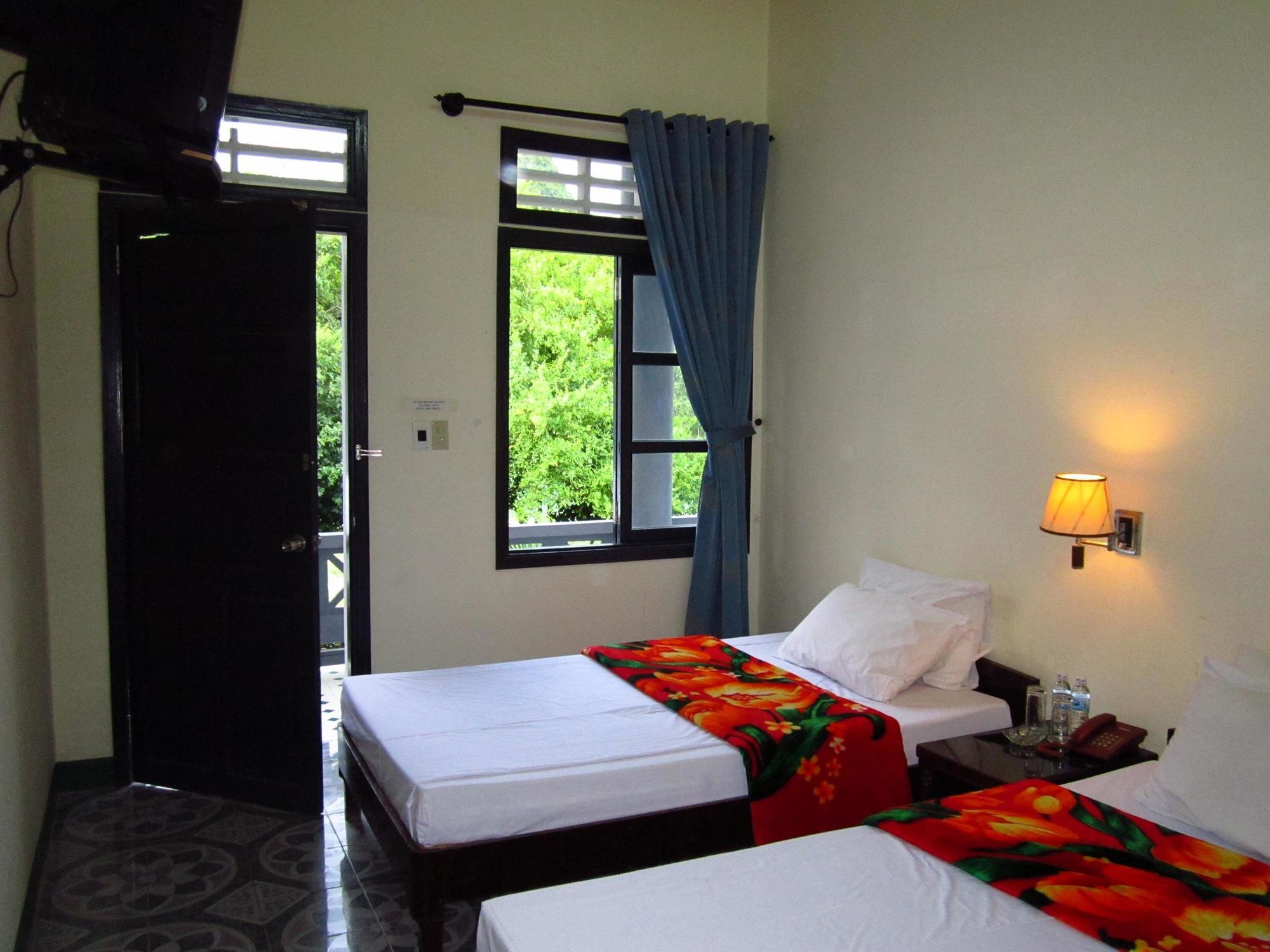Sai Gon Phong Nha Hotel Донгхой Экстерьер фото