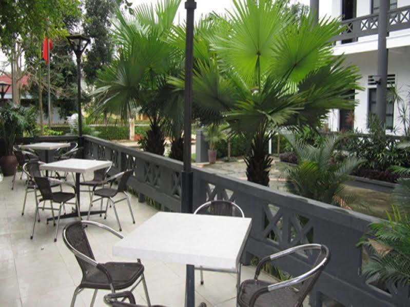 Sai Gon Phong Nha Hotel Донгхой Экстерьер фото